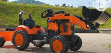 Педальный трактор с прицепом и передним ковшом Falk Kubota 2065AM